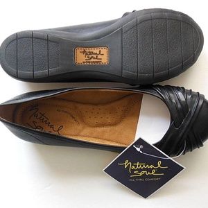 *WIDE WIDTH* Natural Soul by NATURALIZER Loafers